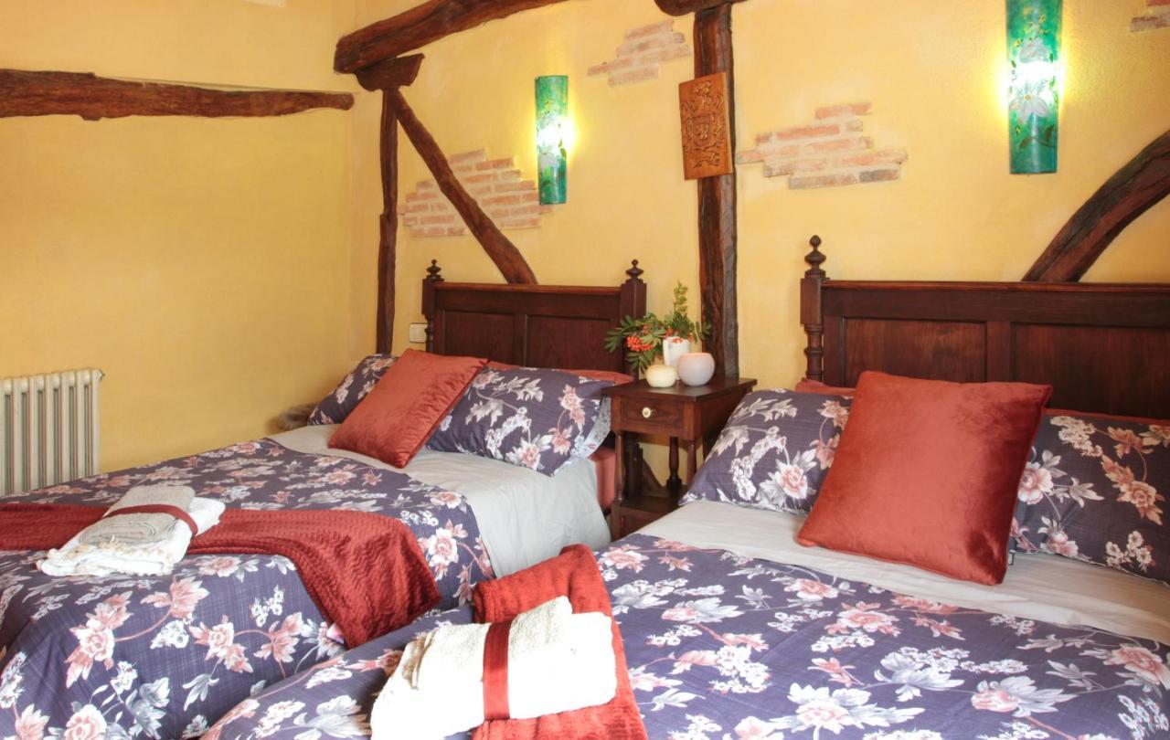 Casa De Piedra Valderrueda